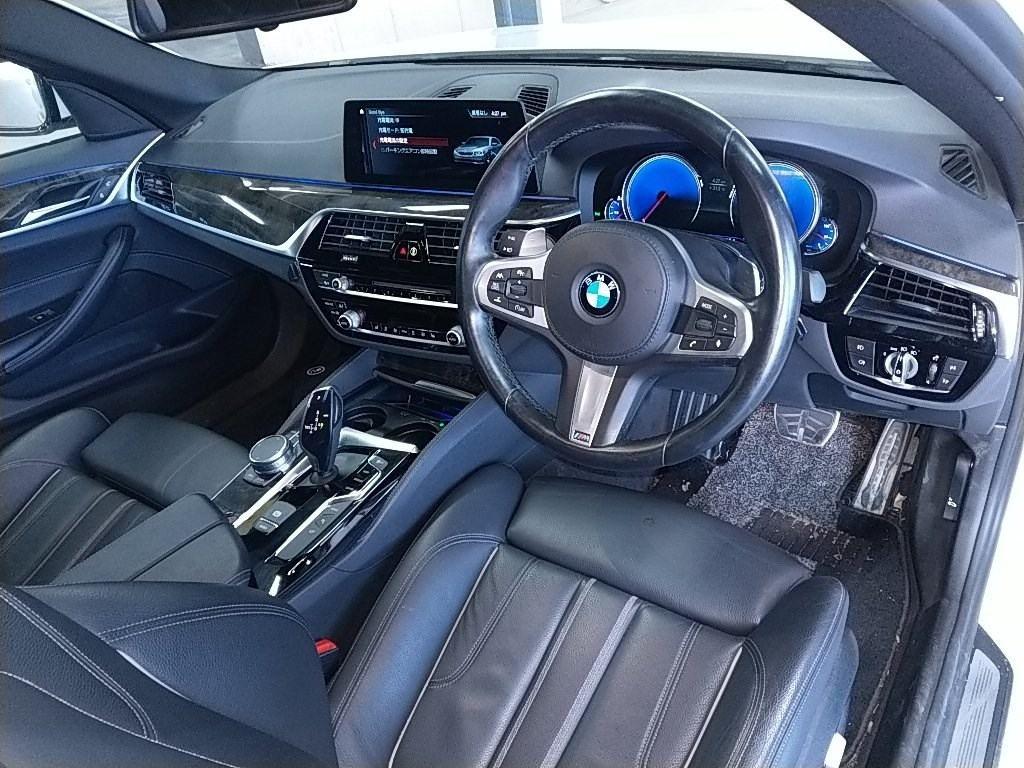 BMW 530E E M-SPORT IPERFORMANCE