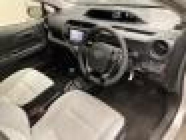Toyota Aqua S BUSINESS PACKAGE