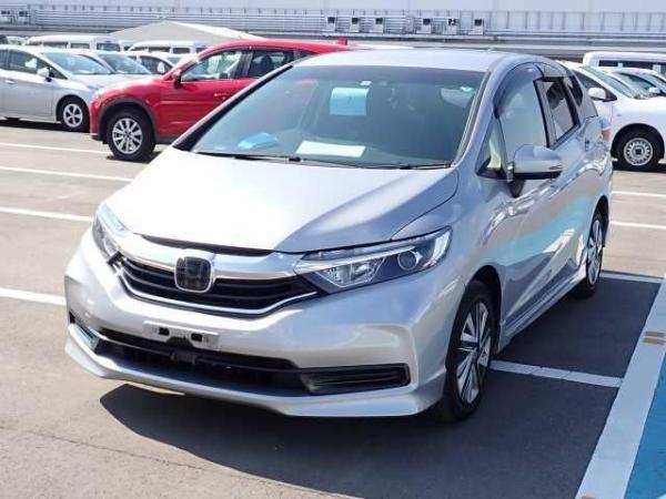 Honda Shuttle HYBRID?Honda SENSING