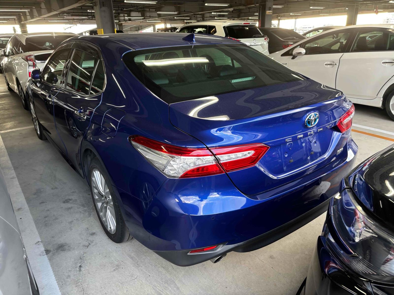 Toyota Camry G LEATHER PACKAGE