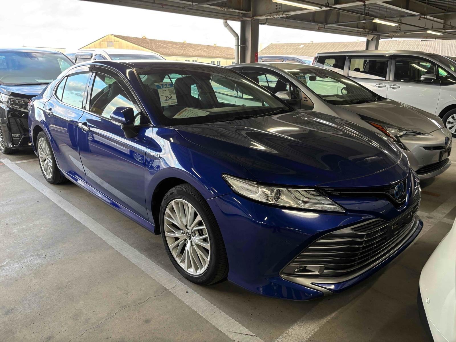 Toyota Camry G LEATHER PACKAGE