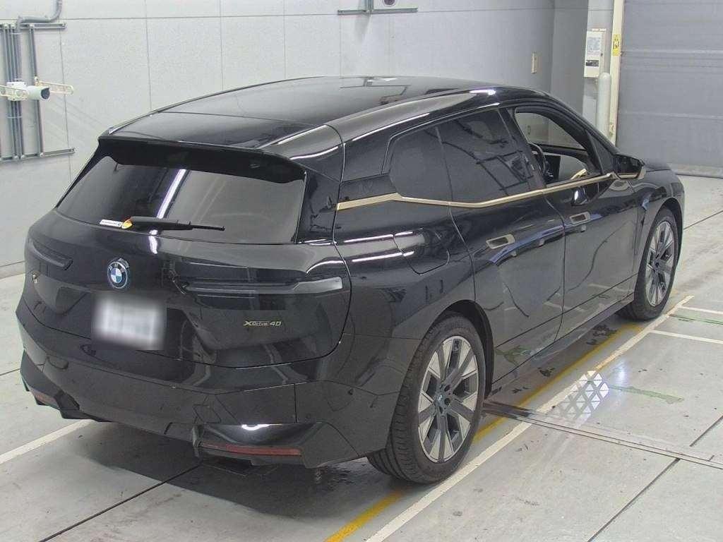 BMW iX xDrive 40 ﾗｳﾝｼﾞﾊﾟ4WD