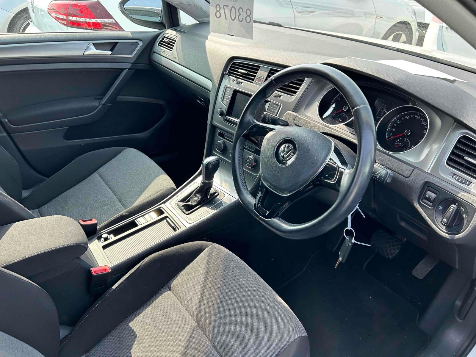 Volkswagen GOLF 5D TSI COMFORT LINE