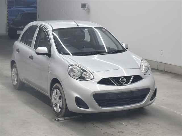 Nissan MARCH S