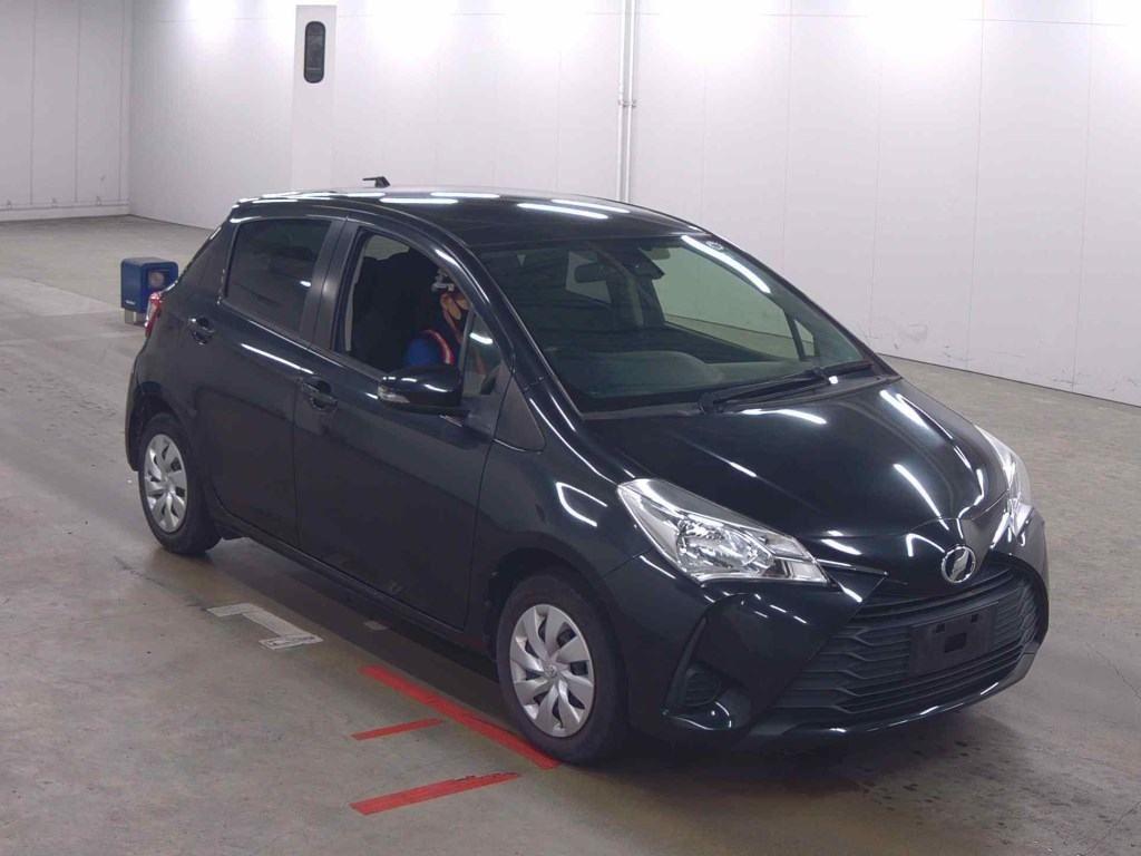 Toyota Vitz 5D F