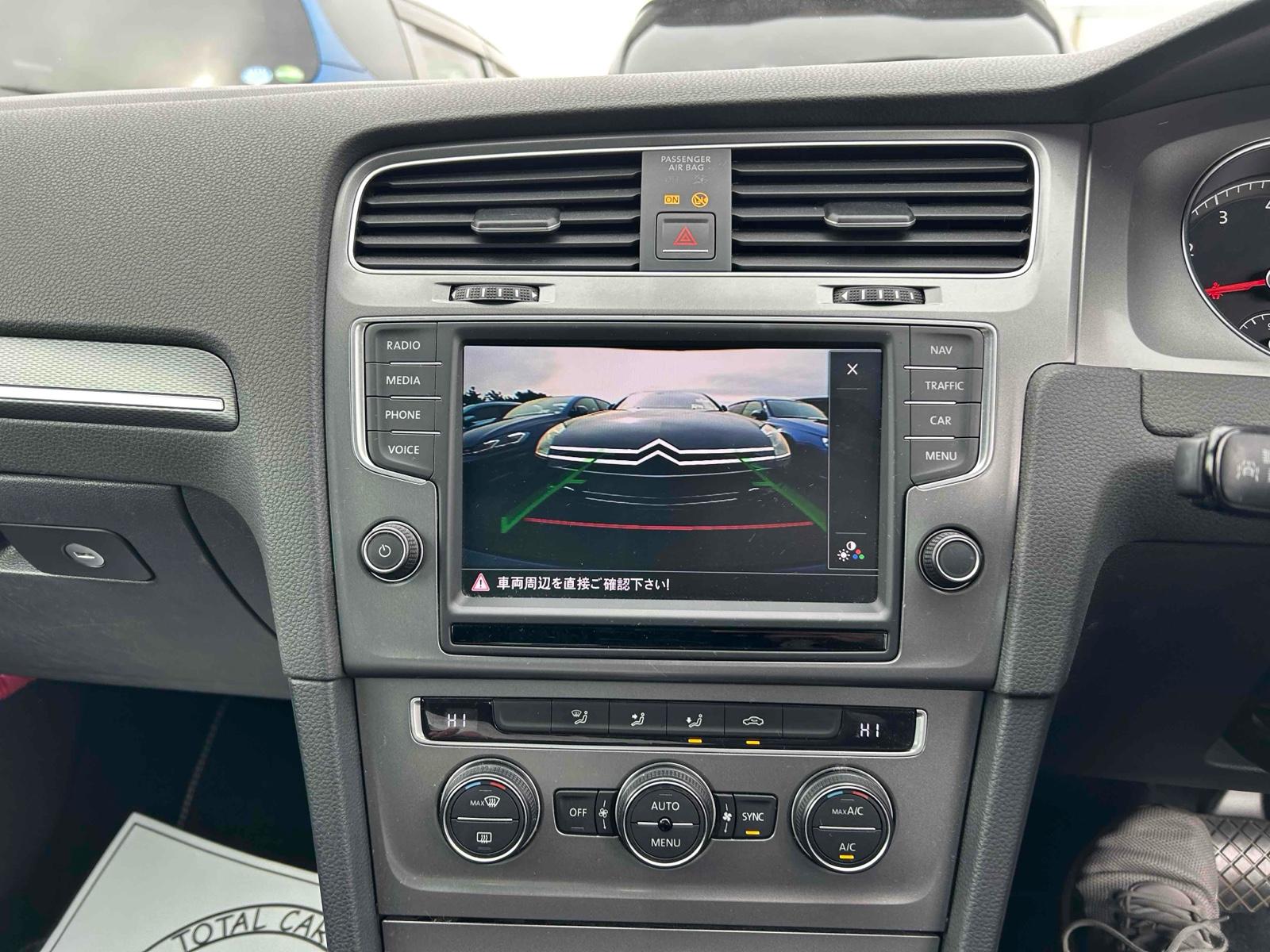 Volkswagen Golf LOUNGE