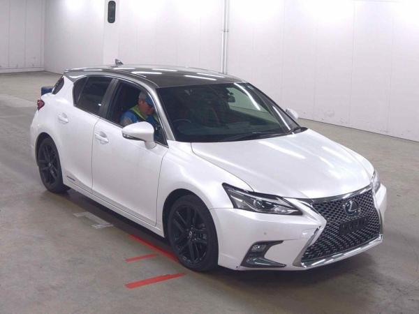 Lexus CT CT200H BLACK SIK