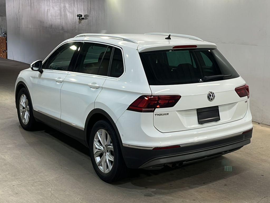 Volkswagen Tiguan TSI HIGH LINE