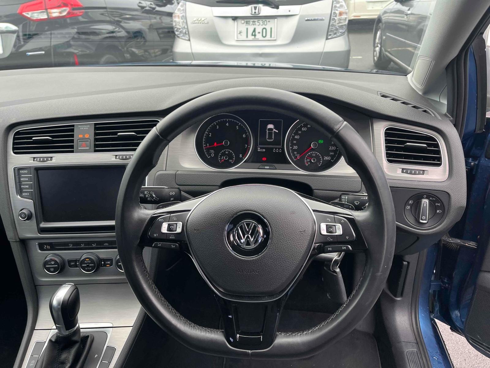 Volkswagen Golf TSI COMFORT LINE BMT