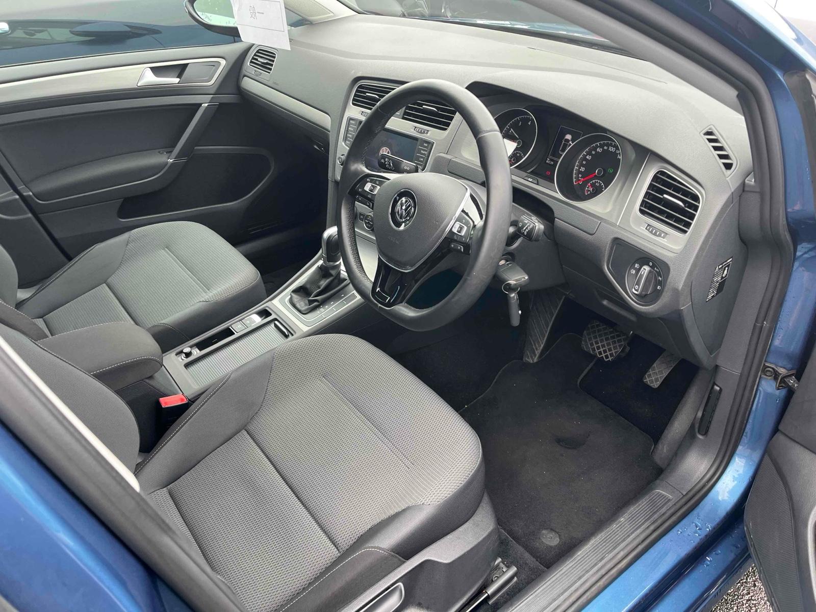 Volkswagen Golf TSI COMFORT LINE BMT