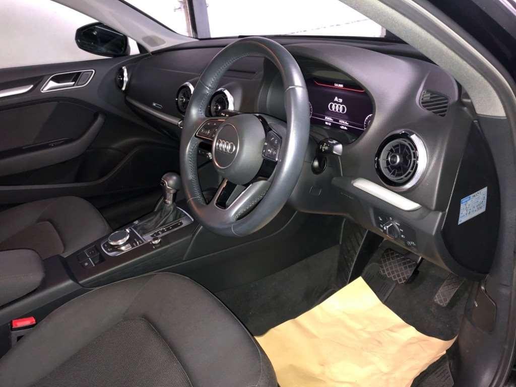 Audi A3 ｽﾎﾟｰﾂﾊﾞｯｸ30TFSI