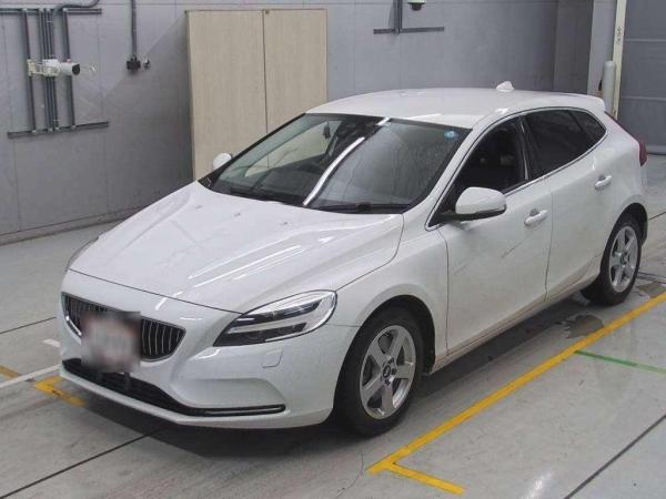 Volvo V40 T3 INSCRIPTION