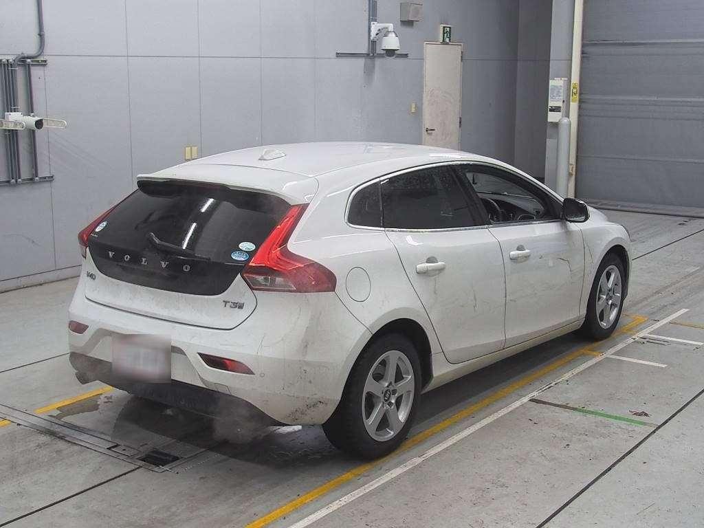 Volvo V40 T3 INSCRIPTION