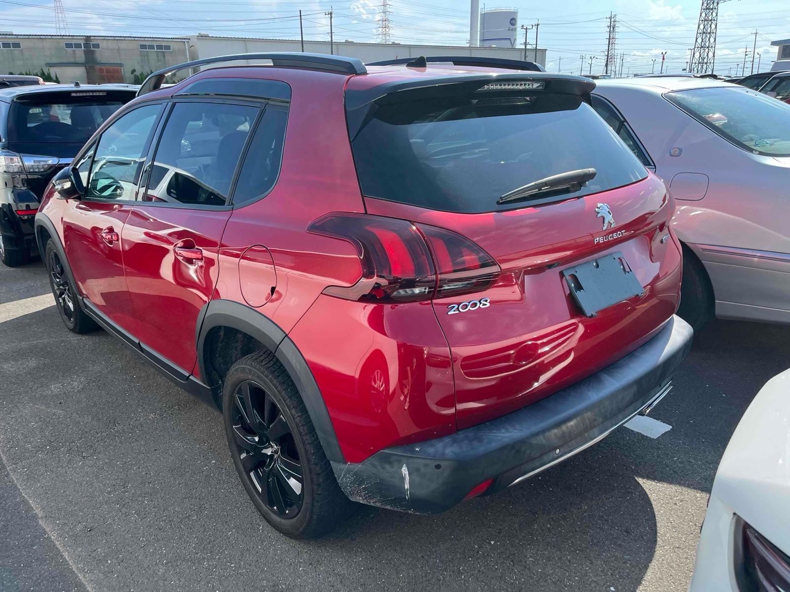 Peugeot 2008 GT LINE BLACK PACK