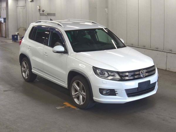 Volkswagen Tiguan TSI BLUEMOTION TECHNOLOGY R-LI
