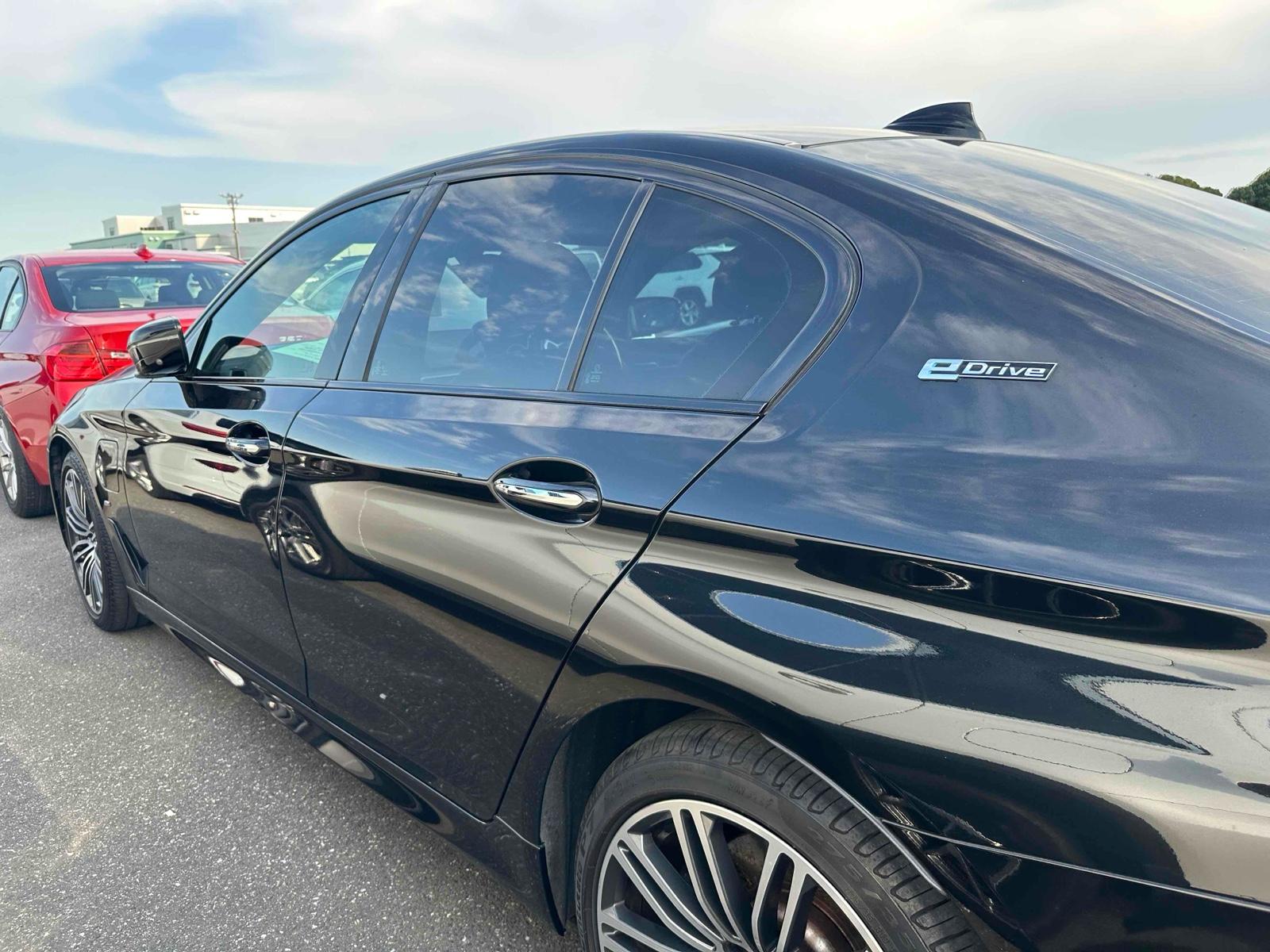 BMW 530 E M SPORT I-PERFORMANCE