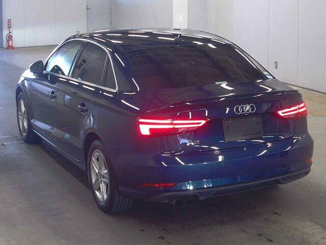 Audi A3 Sedan 30 TFSI
