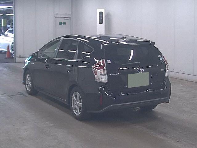 Toyota Prius ALPHA S TOURING SELECTION