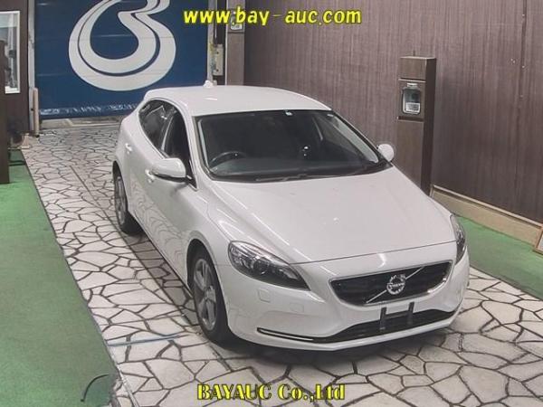 Volvo V40 T4 SE