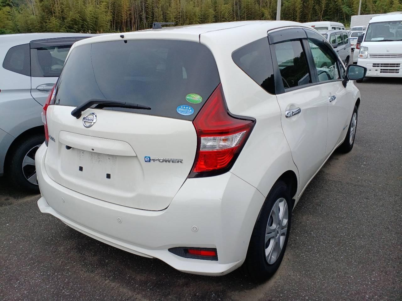 Nissan Note e-POWER B