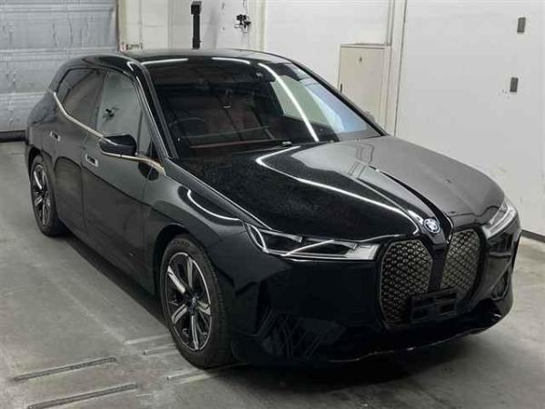 BMW iX xDrive40 Sports Package