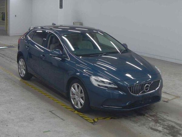 Volvo V40 D4 INSCRIPTION