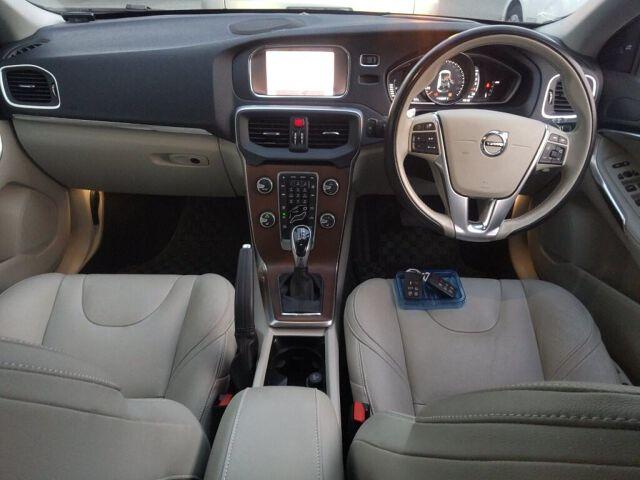 Volvo V40 D4 INSCRIPTION