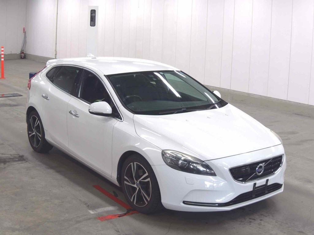 Volvo V40 T4 SE