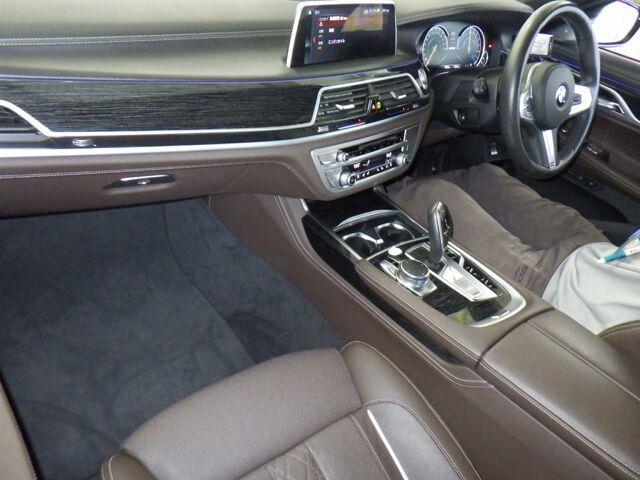 BMW 7 Series 740E IPERFORMANCE M-SPORT