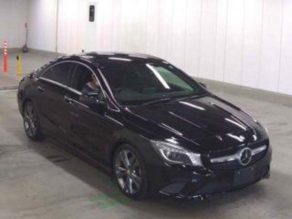 Mercedes-Benz CLA180 1.6