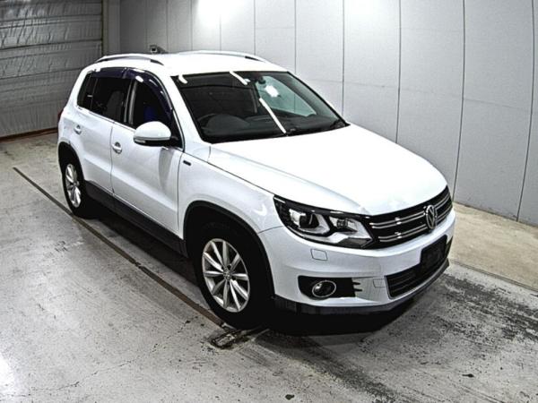 Volkswagen Tiguan ﾗｳﾝｼﾞ ｴﾃﾞｨｼｮﾝ