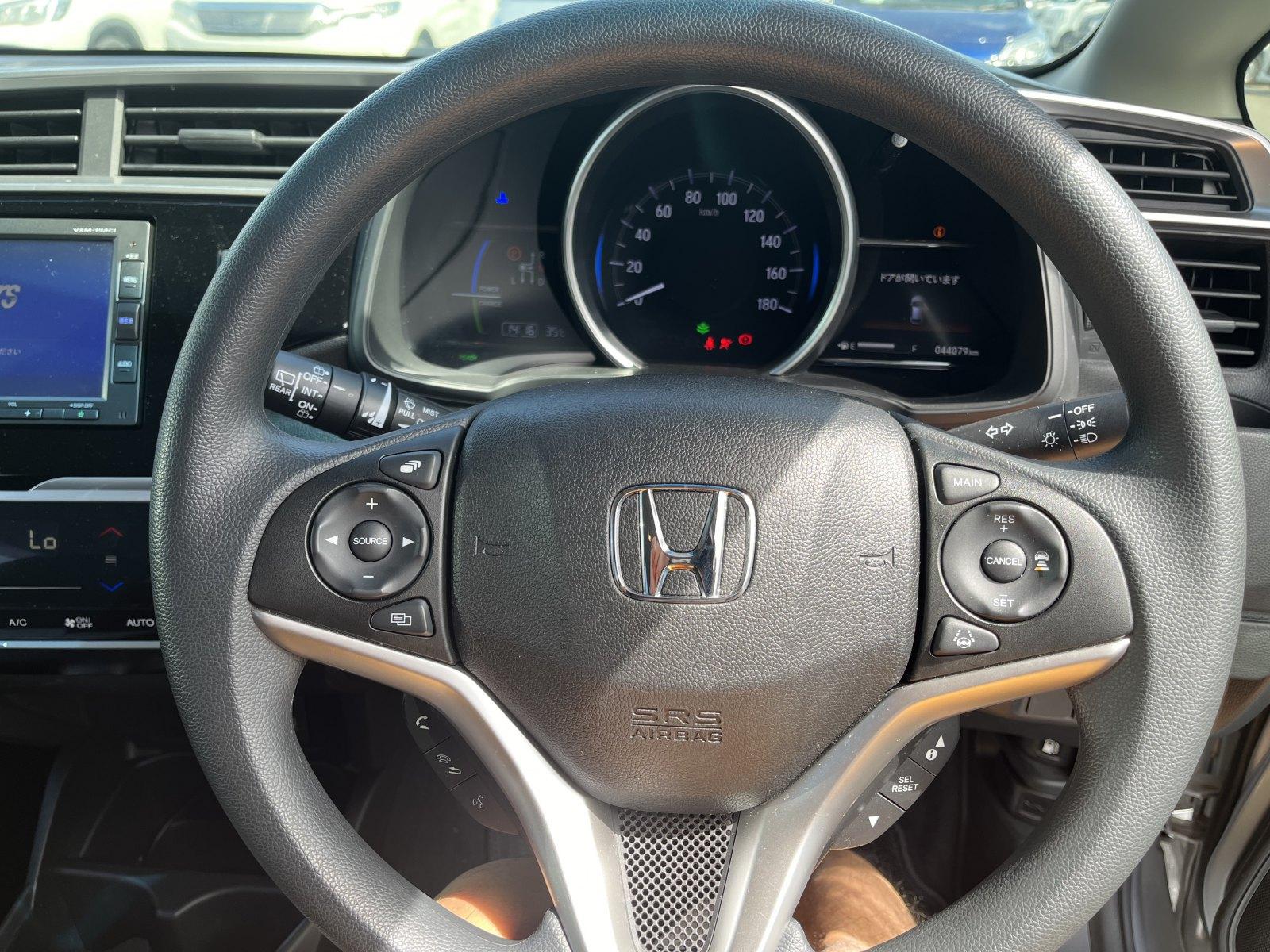 Honda Fit HYBRID HYBRID F