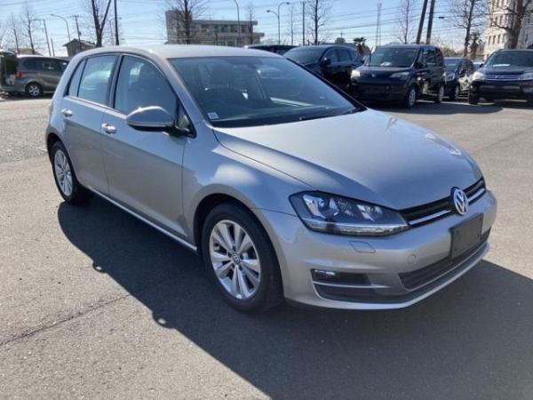 Volkswagen Golf TSI COMFORT LINE BMT