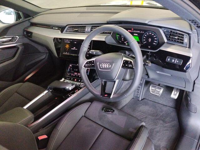 Audi Q8 E-tron 4wd 55 QUATTRO S LINE