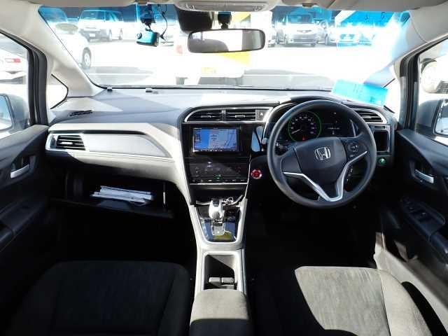 Honda Shuttle HYBRID?Honda SENSING