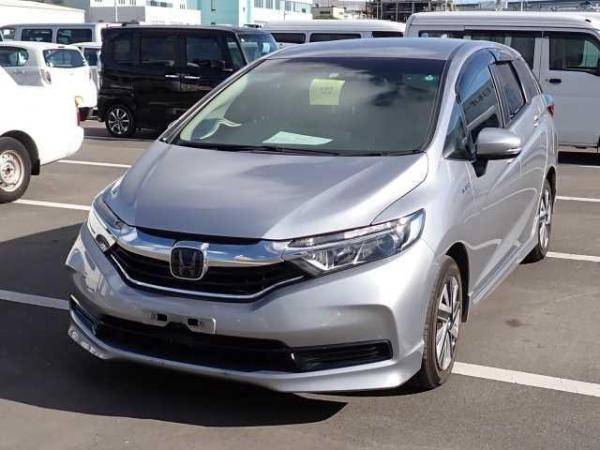 Honda Shuttle HYBRID?Honda SENSING