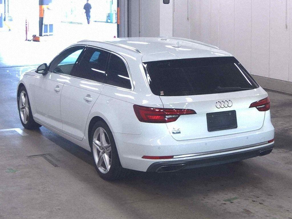 Audi A4 Avant 35TFSI MASTER