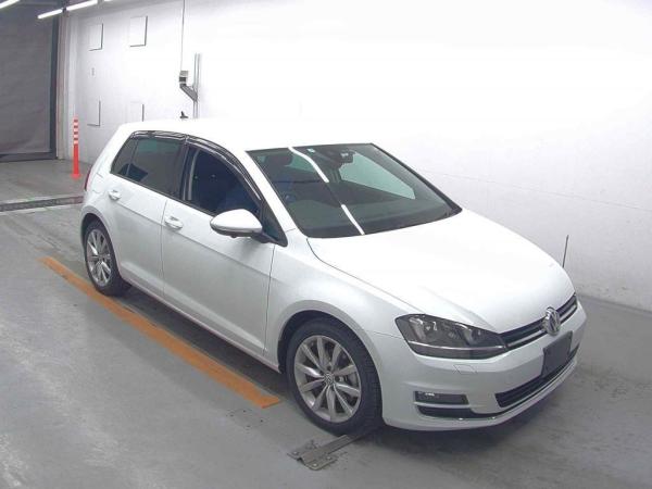 Volkswagen GOLF 5D TSI HIGH LINE