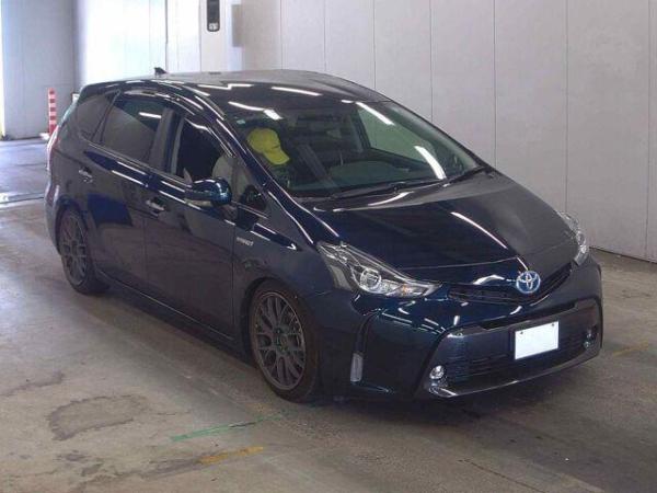 Toyota Prius ALPHA S TUNE BLACK 2