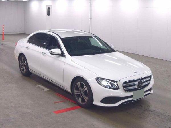Mercedes-Benz E-class 4d E220D AVANTGARDE