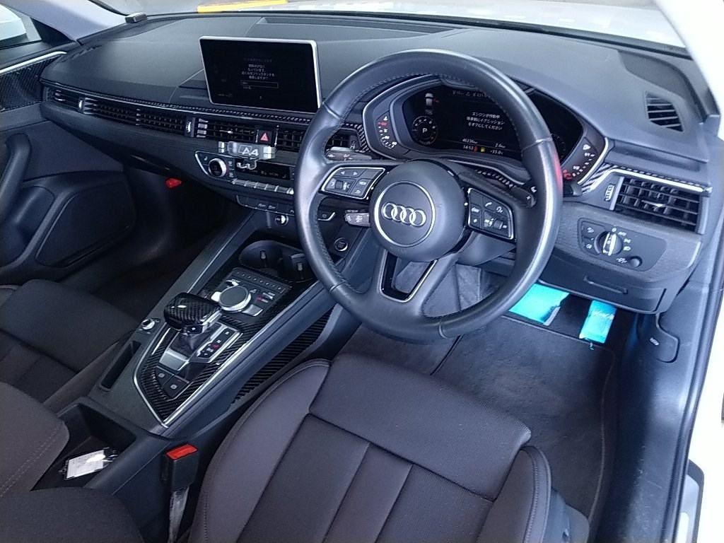 Audi A4 35TFSI SPORT