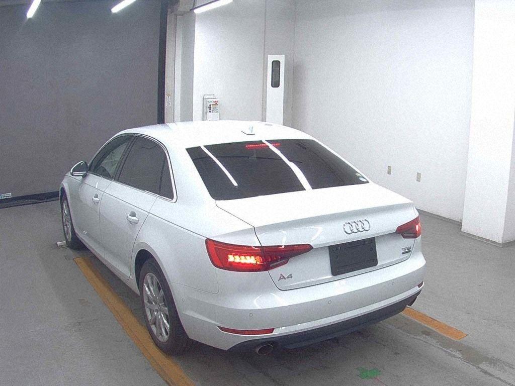 Audi A4 2.0TFSI QUATTRO