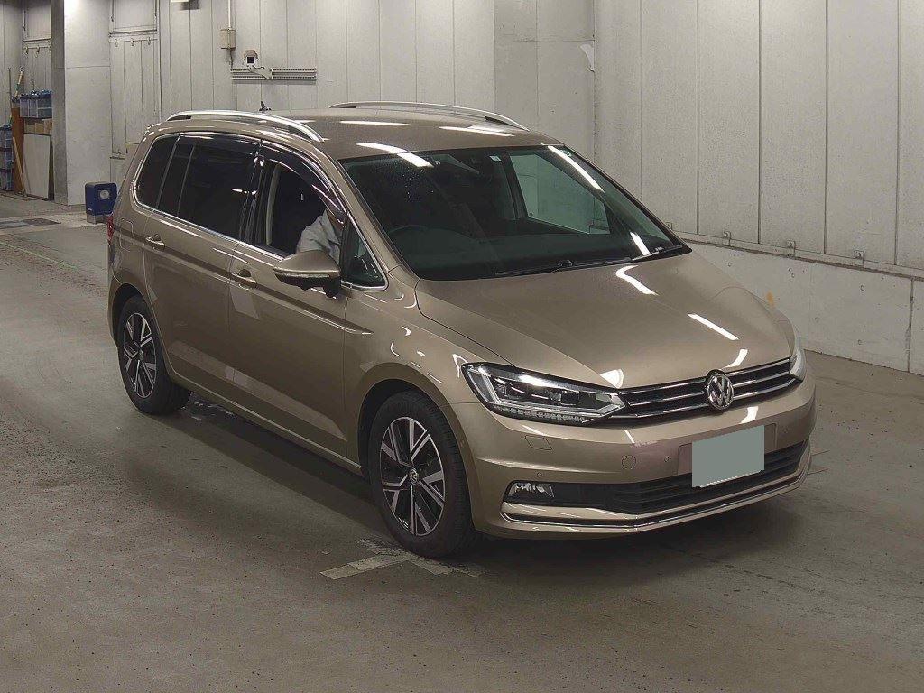 Volkswagen GOLF TOURAN TDI HIGH LINE