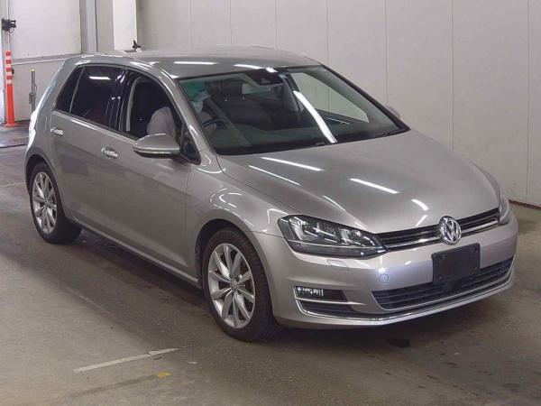 Volkswagen Golf 5d TSI HIGH LINE BLUEMOTION TECHN