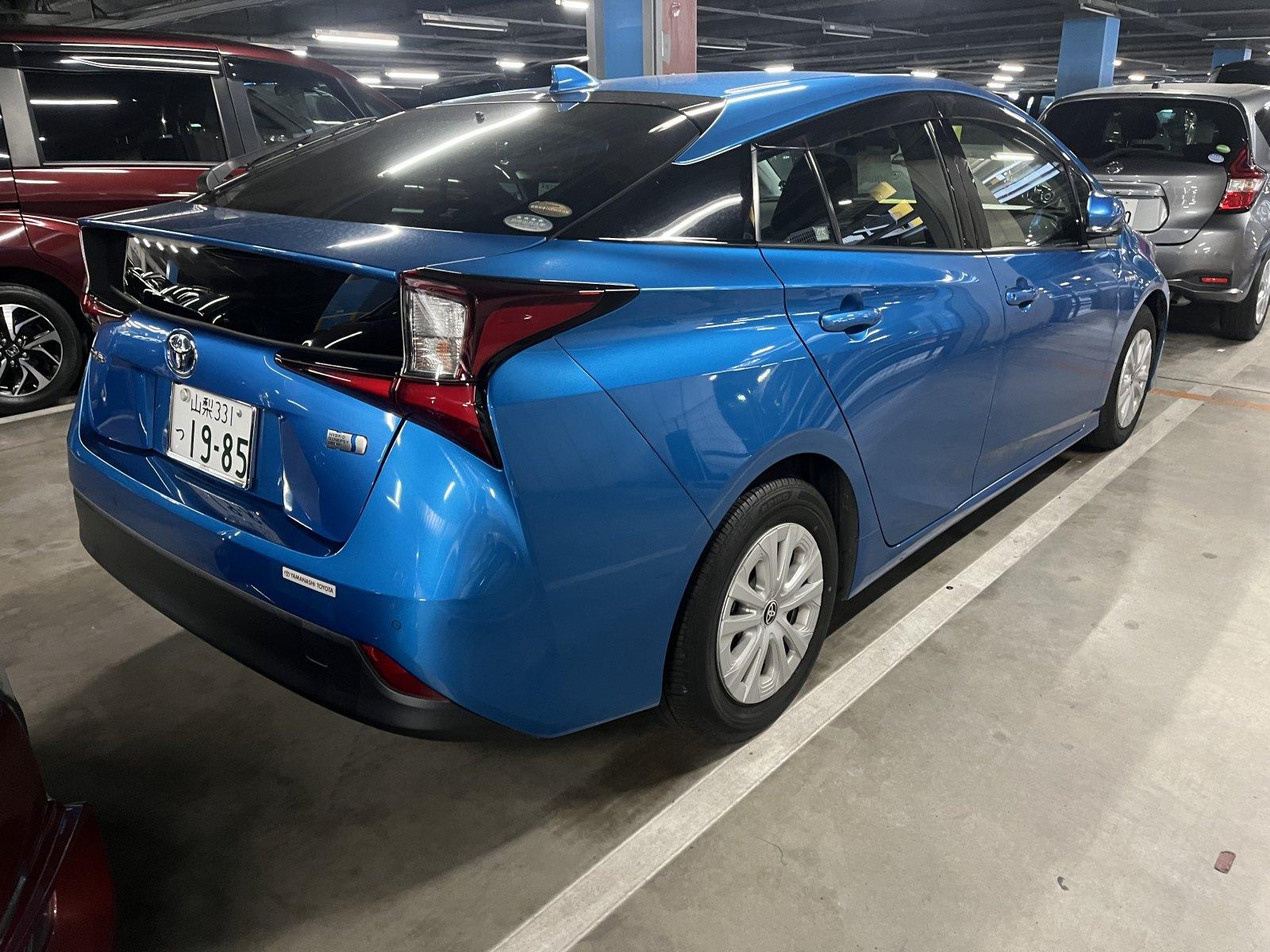 Toyota Prius  S