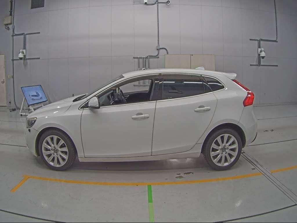 Volvo V40 T4 SE