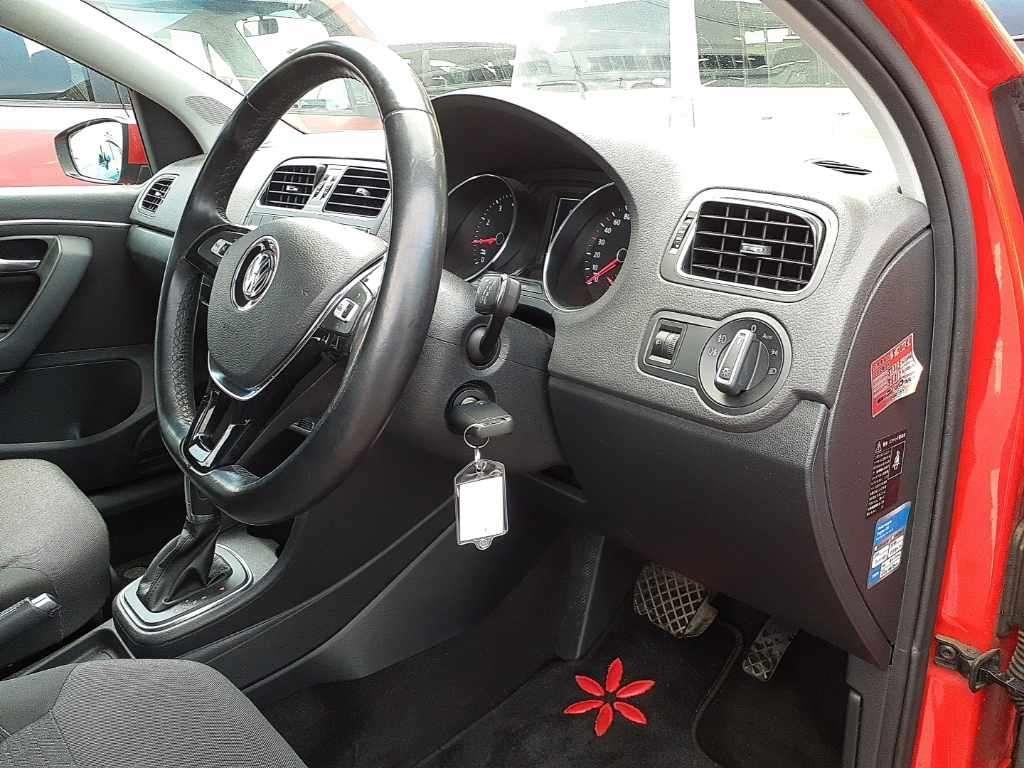 Volkswagen Polo TSI COMFORT LINE