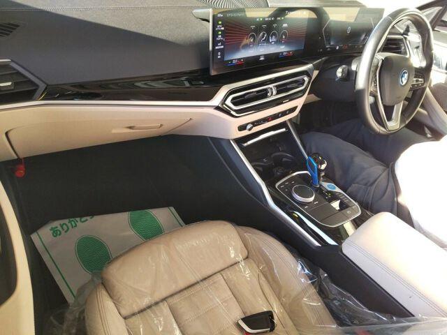 BMW i4 EDRIVE40 STANDARD