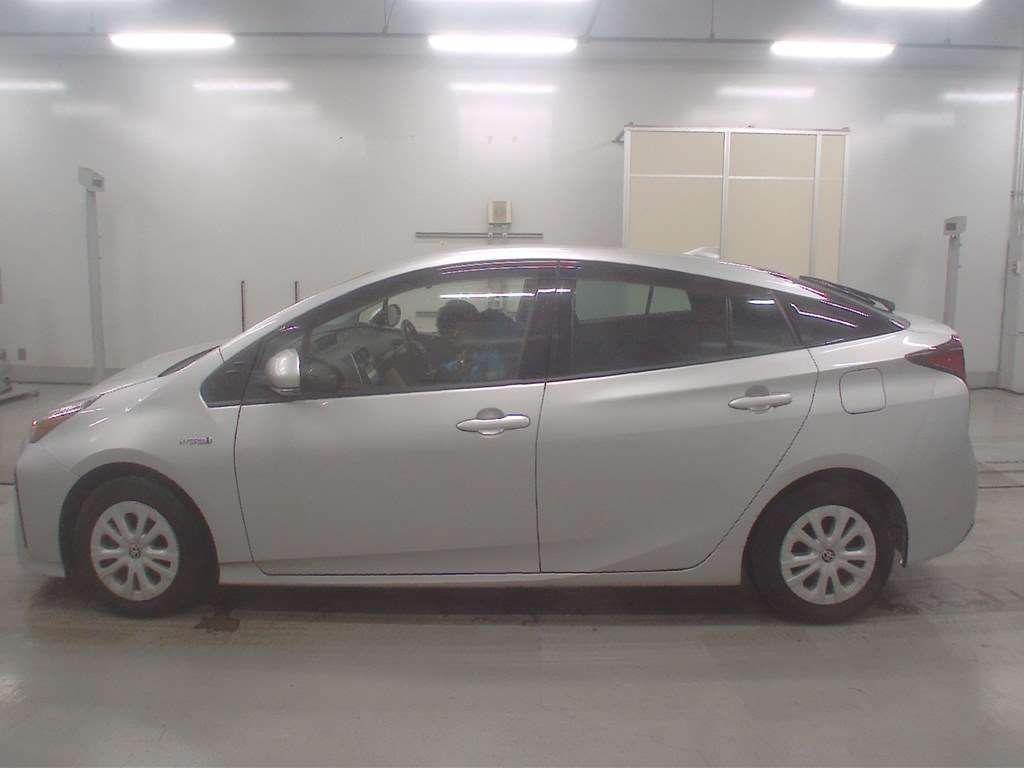 Toyota Prius  S