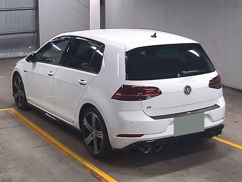 Volkswagen Golf R 2.0